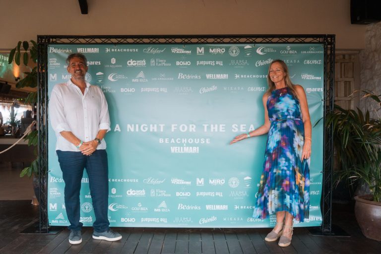 Invitados en el photocall de A Night for the Sea, en Beachouse Ibiza