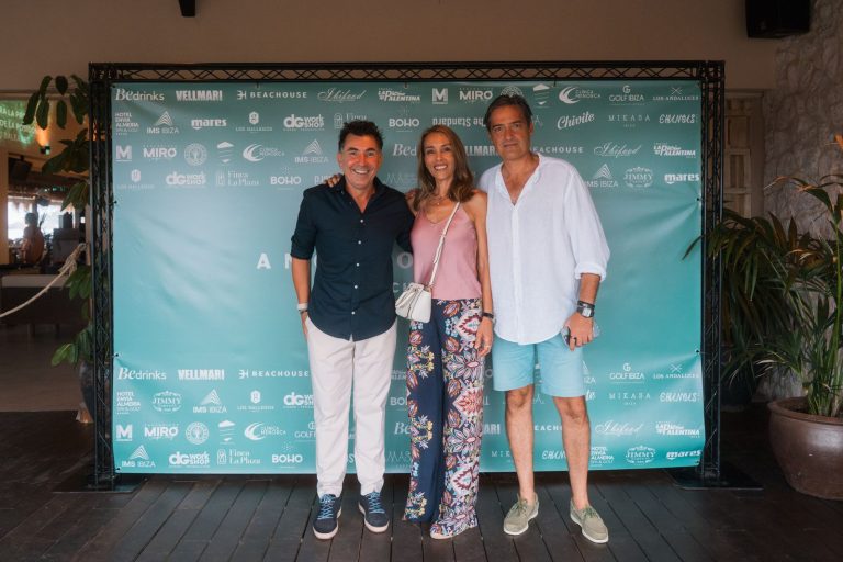 Invitados en el photocall de A Night for the Sea, en Beachouse Ibiza