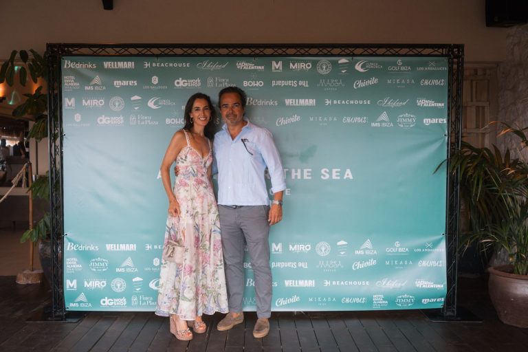 Invitados en el photocall de A Night for the Sea, en Beachouse Ibiza